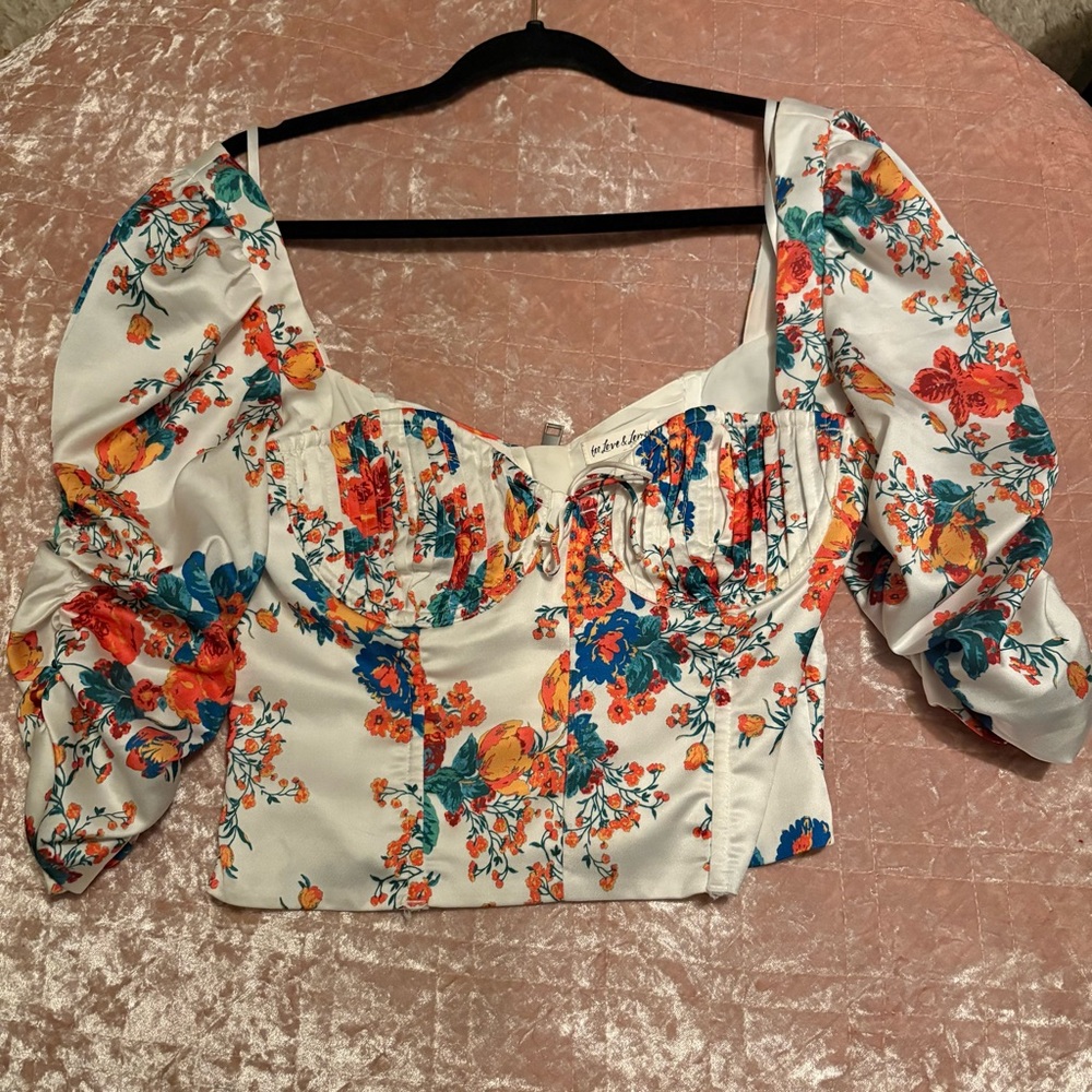 For love & lemons top
Like new size small